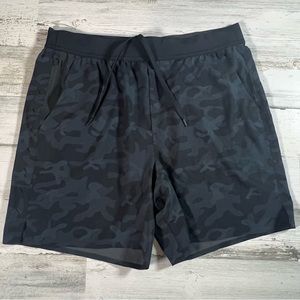Ten Thousand Men’s Interval Athletic Running Shorts Black Camo Size Large 7”